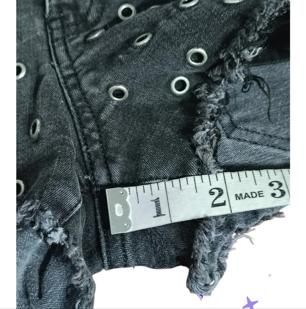 Vintage Vans Grommet Cut Off Jean Shorts Size 3 Black Denim Shorts 2 Inch Inseam